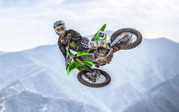 Kawasaki KX450 Lansiran 2022, Optimalisasi Mesin