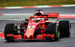 Sebastian Vettel  Tercepat Sesi Pramusim Barcelona  