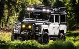 Modal Rp286 Juta, Land Rover Defender Tampil Baru dengan Modifikasi