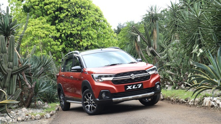 Sama-sama Produksi, Ini Bedanya Suzuki XL7 Versi Indonesia dan India