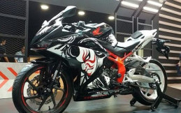 Honda CBR250RR “Kabuki” Jadi Pusat Perhatian Pencinta Roda Dua di GIIAS 2017