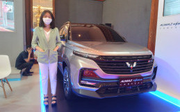 Melihat Lebih Dekat Wuling Almaz Hybrid Concept di IEMS 2022
