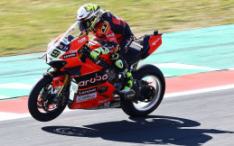 Hasil Race 2 WSBK Assen 2022 : Alvaro Bautista Meraih Kemenangan 