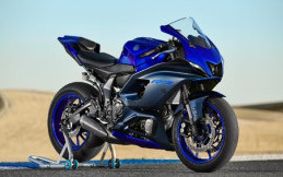 Ini Harga dan Spesifikasi Yamaha YZF-R7 