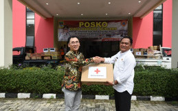 Hyundai Distribusi Bantuan Bahan Pokok untuk Korban Banjir di Bekasi