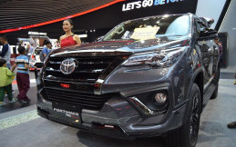 Penjualan Juni akan Positif, Stok Mobil Toyota Cukup Penuhi Domestik