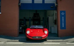 Maserati Classiche Menghidupkan Kembali Maserati 200S Tahun 1957
