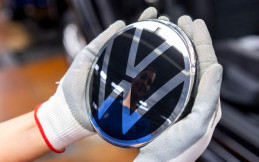 Volkswagen Memperpanjang Penundaan Produksi Hingga 19 April