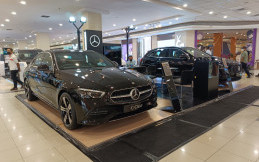 Sempat Layani 850 Pelanggan, Servis Gratis Mercedes-Benz Kembali Digelar di Bogor