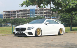 Modifikasi Mercedes-Benz E300 Coupe Terceper di Indonesia, Dipakai Harian 