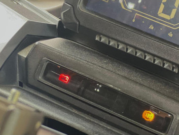 Lampu Indikator Aki Motor Terus Menyala, Ini Penyebabnya