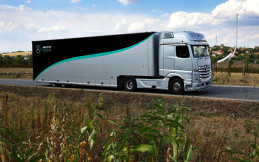 Truk Mercedes-AMG Petronas Kurangi Kurangi Emisi Hingga 89%