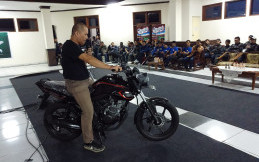 Berbagi Ide Modifikasi Bareng Komunitas Honda CB150 Verza 