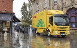 Volvo dan DHL Perluas Penggunaan Truk Listrik