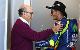 Ada di Pucuk Klasemen MotoGP, Rossi Diminta Tak Jemawa