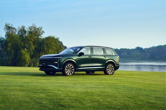 Wuling Luncurkan SUV Plug-in Hybrid, Listrik Murni Bisa Melaju 260 Km