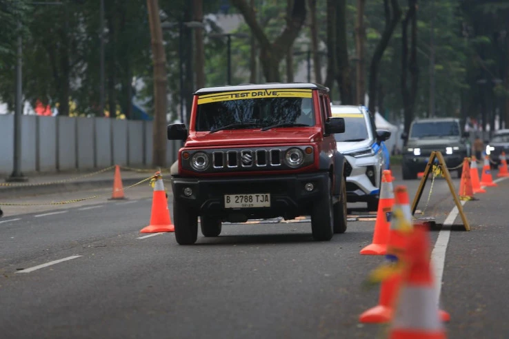 Ini Alasan Suzuki Jimny 5-Door Makin Diminati Perempuan