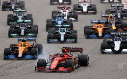 Lewis Hamilton Raih Juara ke-100, Max Verstappen Bangkit dari Keterpurukan