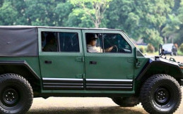 Prabowo Jajal Pindad Maung, Kendaraan Taktis Militer 4x4 Buatan Lokal