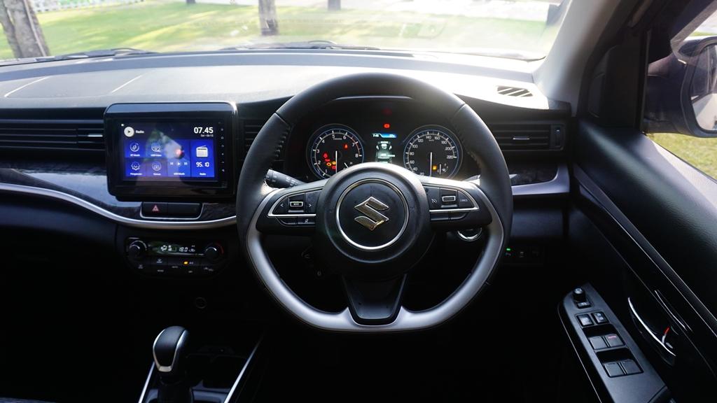 Pahami Fungsi Tombol-tombol Pada Setir Mobil Modern