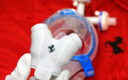 Respirator Ferrari, Jadi APD Tenaga Kesehatan Italia