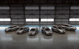 Nissan Tambah Lima Model Midnight Edition