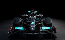 Video Peluncuran Mobil Baru Mercedes-AMG Petronas untuk Musim 2021