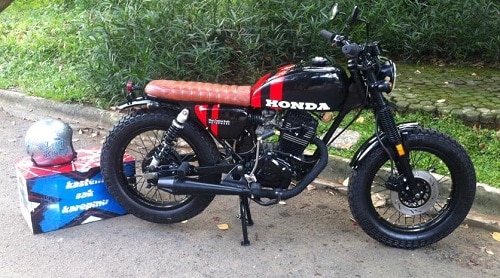 Tampilan Keren Honda GL Pro 98 Bergaya Tracker 