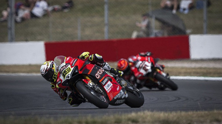 Hasil Race 1 WSBK Ceko 2022 : Bautista Raih Kemenangan, Rea Gagal Podium