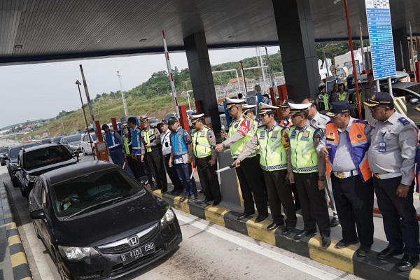 Meski Mundur 2 Jam, Sistem One Way Arus Balik Mudik 2019 Resmi Dibuka Siang Ini