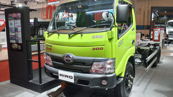 Hino 300-136 HDL 6x2 Punya Kapasitas Lebih Besar dan Bebas ODOL