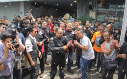 Ratusan Bikers Motor Besar Padati Strugis 69 Cafe