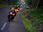 Keren! Club Motor Ini Touring Sambil Belajar Ilmu Agama