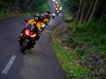 Keren! Club Motor Ini Touring Sambil Belajar Ilmu Agama