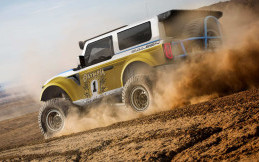 Ford Bronco Versi Saleen, Ini Lebih Seru!