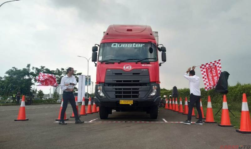 Uji Keandalan Pengemudi UD Trucks  Lewat Extra Mile Challenge