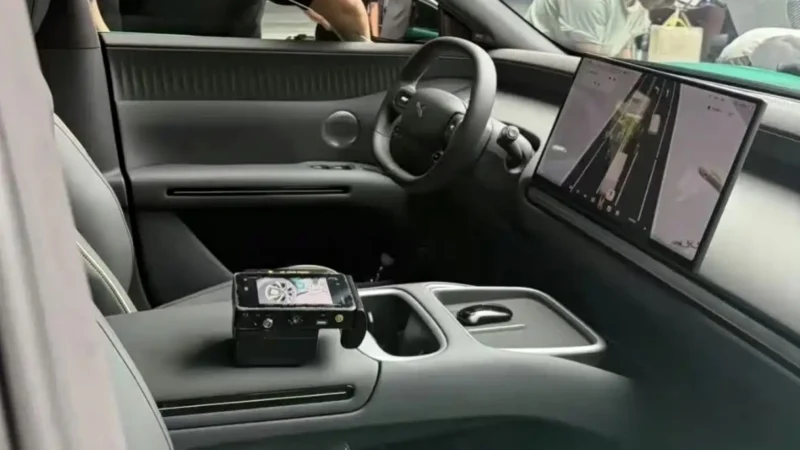 Interior Xpeng Mona L05 SUV, KabarOto, Autohome
