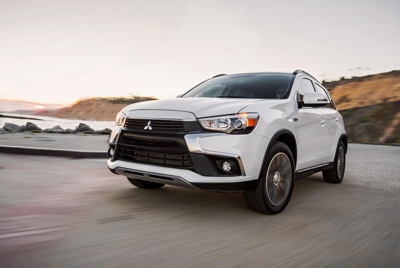 Mitsubishi Tunda Kelahiran Generasi Terbaru Outlander