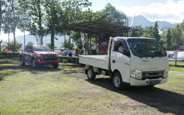 Isuzu Gaet 45 Pelaku Usaha Pertanian Sebagai Konsumen D-Max dan Traga