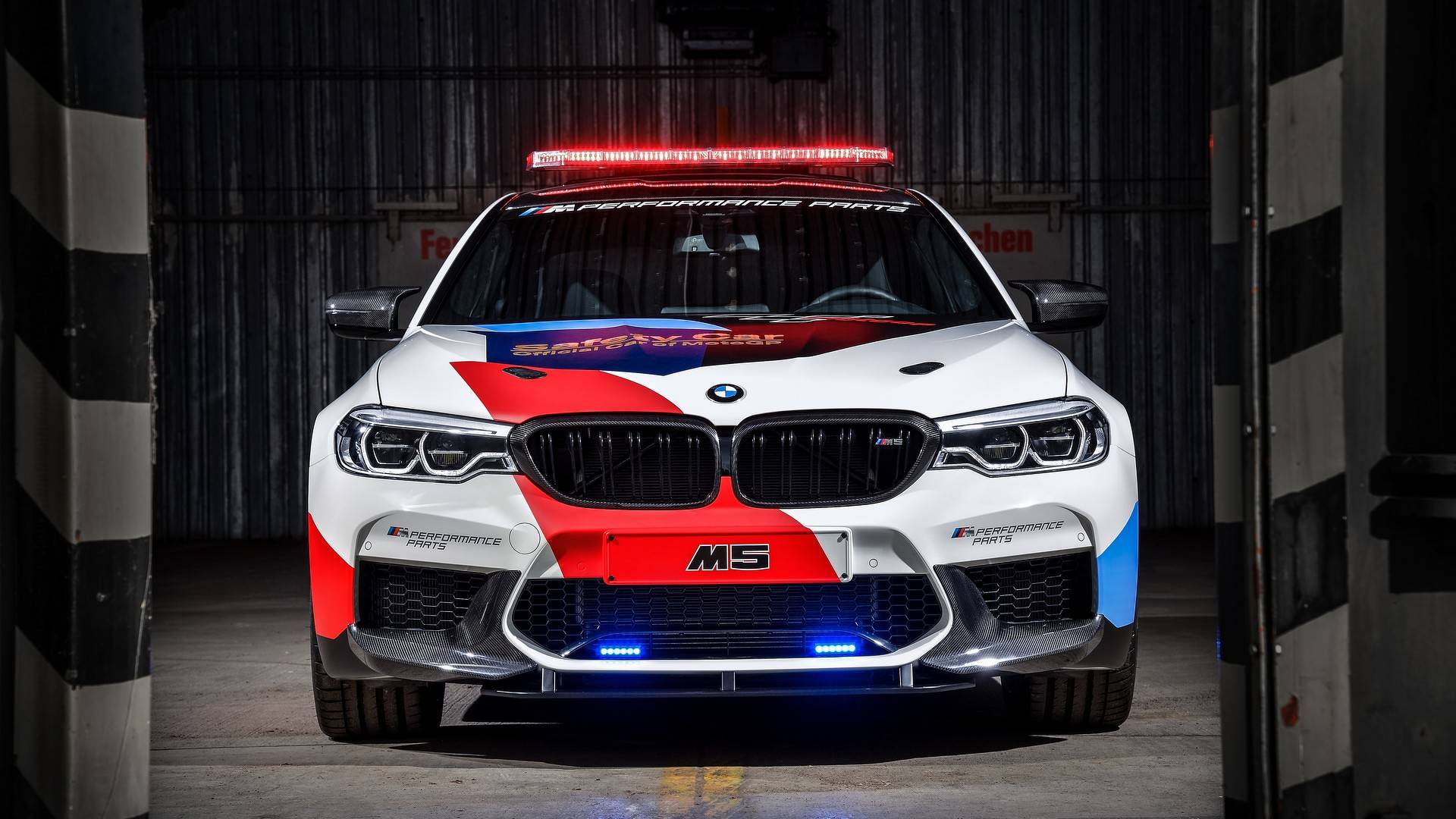 Safety Car Terbaru BMW Diperkenalkan di Ajang SEMA Show 2017