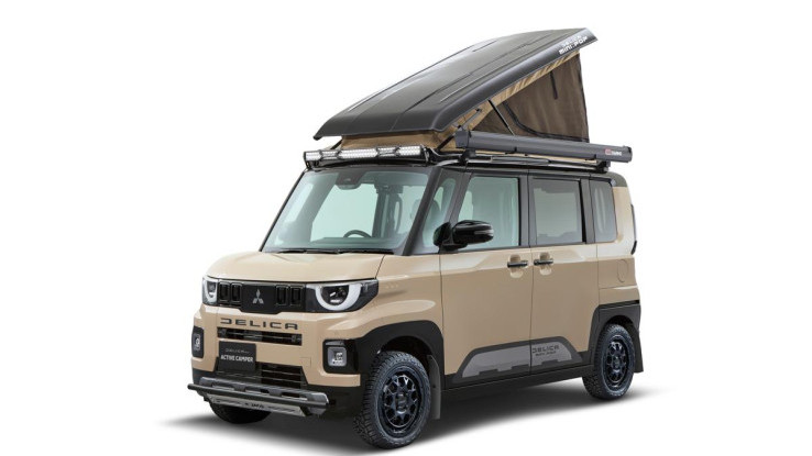 Mitsubishi Pamer Ragam Tema Modifikasi Delica dan Triton Balap