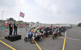 Keseruan Gathering Komunitas CBR150R StreetFire di Trenggalek Jatim