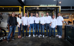 Domenicali Berkunjung ke Ducati Flagship Showroom Terbesar di Dunia