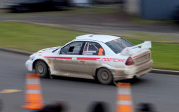 Pakai Mitsubishi Evolution di Selandia Baru, Rifat Tetap Kibarkan Merah Putih di HUT RI ke-74