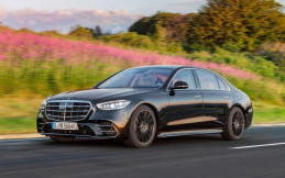 Mercedes-Benz S-Class 2021, Hadir Dengan Fitur Terbaru 