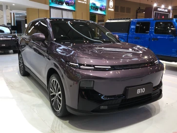 Leapmotor B10 dan C10 Resmi Diluncurkan, Siap Diproduksi Lokal