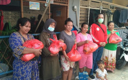 Gandeng Forbitas, Forwot  Beri Bantuan ke Warga Terdampak Corona