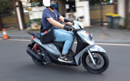 First Ride - Ini Rasanya Cicip Vespa Primavera dan Piaggio Medley S Anyar