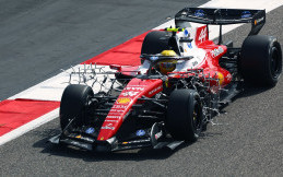 Mobil-mobil F1 Turun Uji Coba Pramusim Pertama 2026 di Bahrain