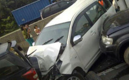  Solusi Ampuh Hindari Kecelakaan Beruntun di Jalan Tol